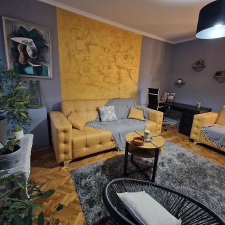 Aparmani Djuric Appartement Subotica Buitenkant foto