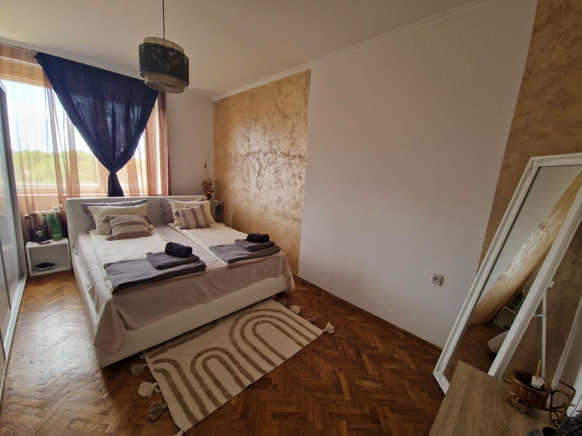 Aparmani Djuric Appartement Subotica Buitenkant foto